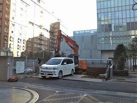 Omotesando office building changes hands