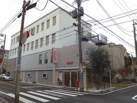 Car dealer acquires Jiyugaoka building