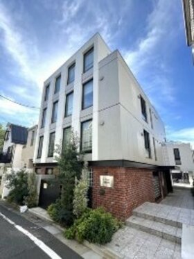 A.D. Works sells Nakano-ku apartment building