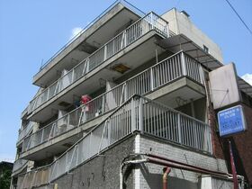 Shinjuku share house sold to engineering company