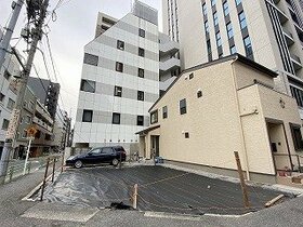 Tsukiji, Chuo-ku land changes hands