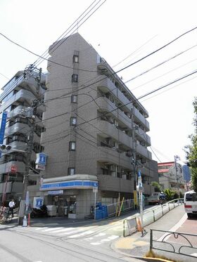 Morgan Stanley sells apartment in Shinjuku-ku