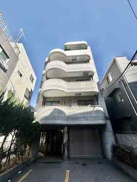 Realgate acquires apartment building for rehabilitation purposes