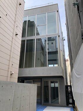 Nishi-Azabu retail building changes hands