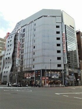 Toho acquires retail building at corner lot along Meiji-dori Street in Shinjuku