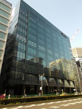 Payment service provider leasing 1,000 tsubos in Sumitomo's Kojimachi First