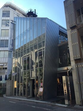 Resorttrust founder acquires Harajuku retail building from Yahoo subsidiary