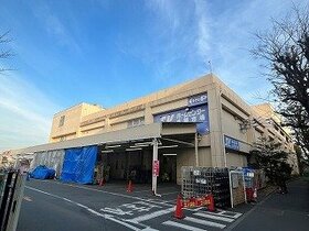 Retailer sells leased site of Shimo-Takaido store in Suginami-ku