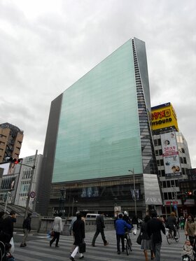 AIG Promotes Acquisition of Luxury Brand Stores in Osaka, Including Former Sony Tower