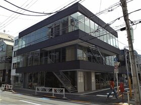 Jingumae, Shibuya-ku retail building traded