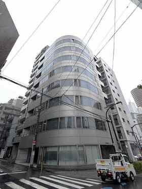 Dear Life acquires Shinjuku building near Gaien Nishi-dori Street