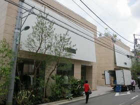Tosei sells two stores for Y7.5bn