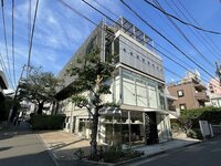 Cozy Trust acquires building in Omotesando
