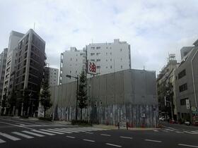 7,300 m2 office building being built in Hatchobori, Chuo-ku