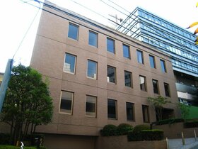 LE CREUSET Acquires Building in Azabudai, Tokyo