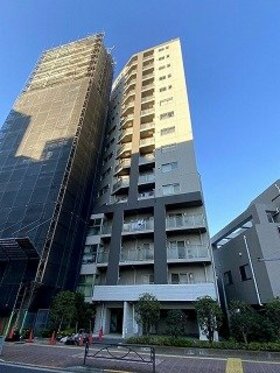 Japan Post Real Estate acquires apartment building in Bunkyo-ku