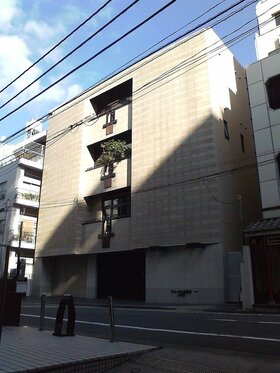 Nishi-Azabu, Minato-ku office building sold