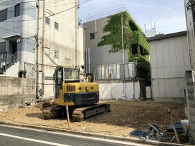 Old building in Nishi-Azabu changes hands