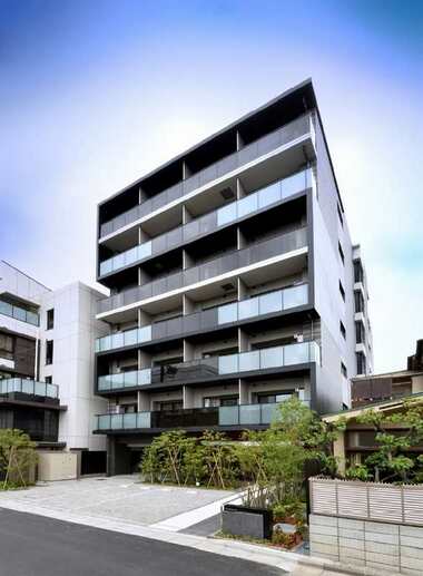 REIT MAF to reshuffle assets, trading with sponsor group