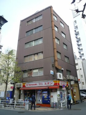 Mail order company acquires Ginza building adjacent to its hotel site