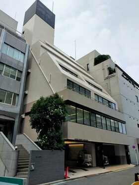 Marunouchi Holding acquires building in Chiyoda-ku
