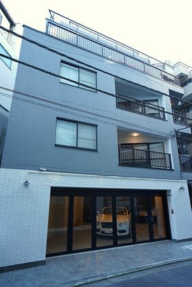 Shared house near Aoyama Gakuin University sold