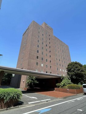 Apa reconstructing hotel near Monzen-Nakacho Station in Koto-ku