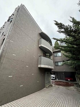 Ruf acquires apartment building in Meguro-ku