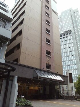 Gunze sells hotel near Tameike-Sanno Station